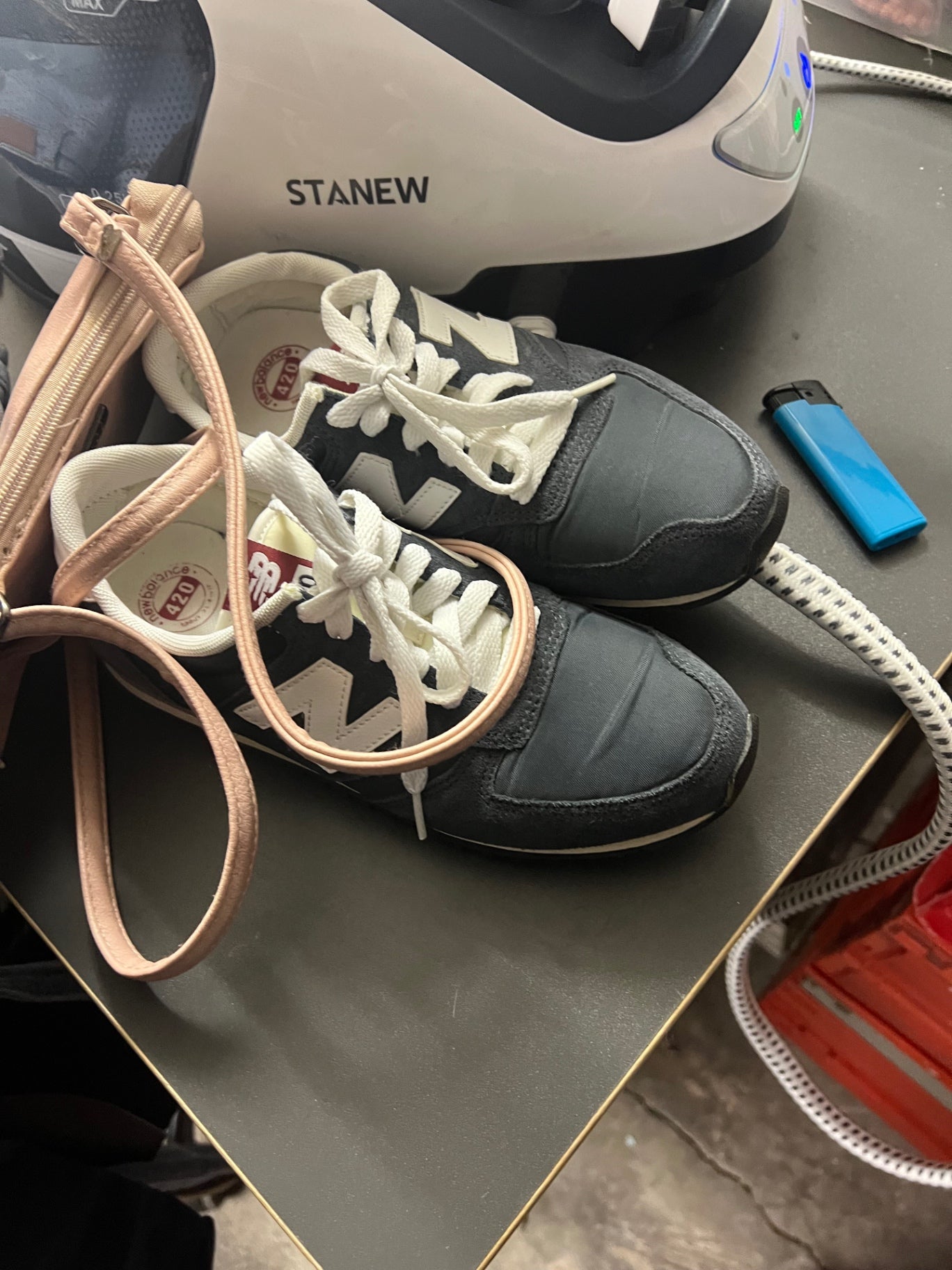 New Balance Sneaker Blau und Weiß Größe: 38