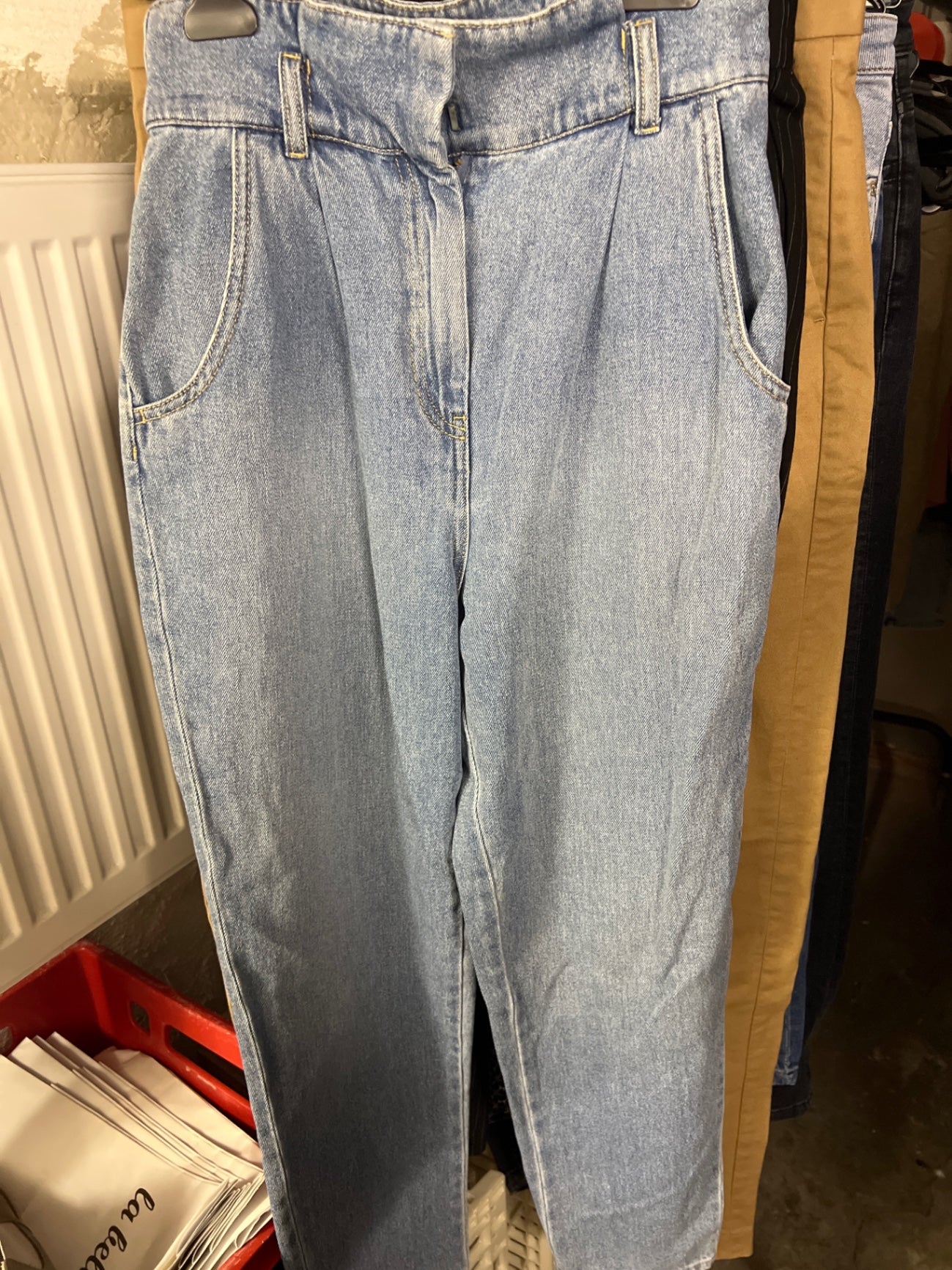 H&M Jeans Hellblau Größe: 38