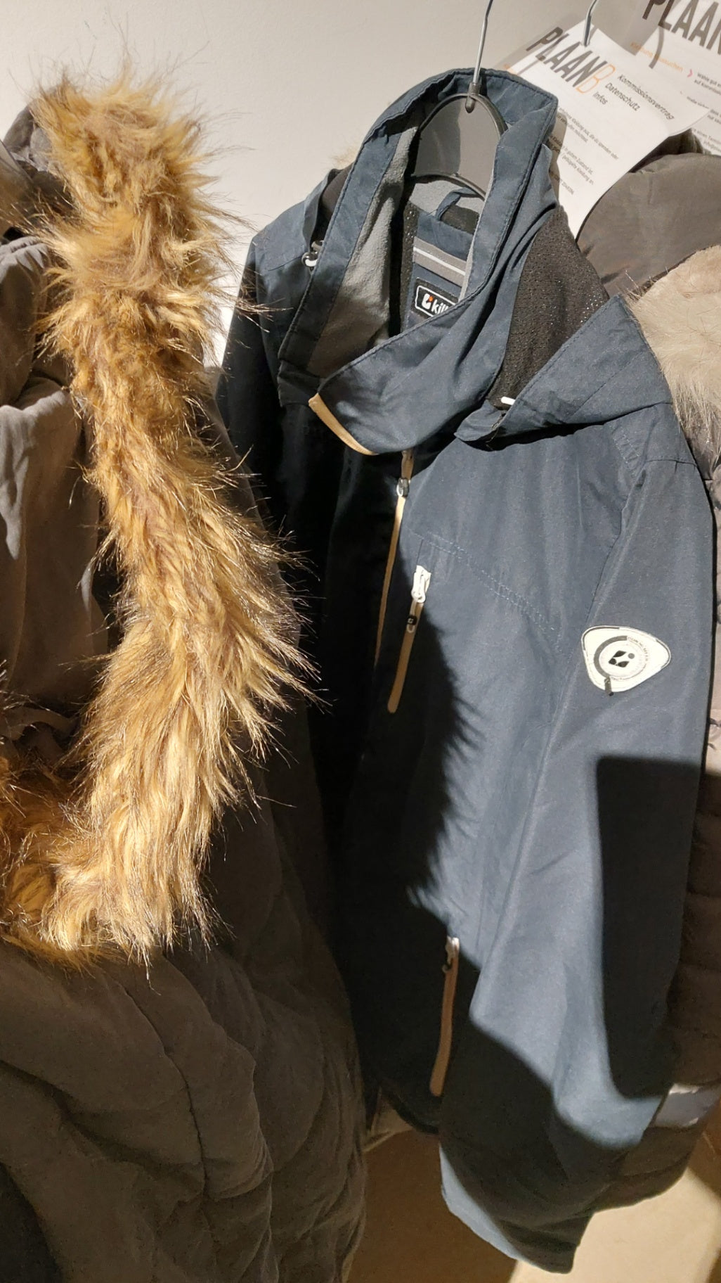 Killtec Regenjacke (Logo abgenutzt) Größe: 42