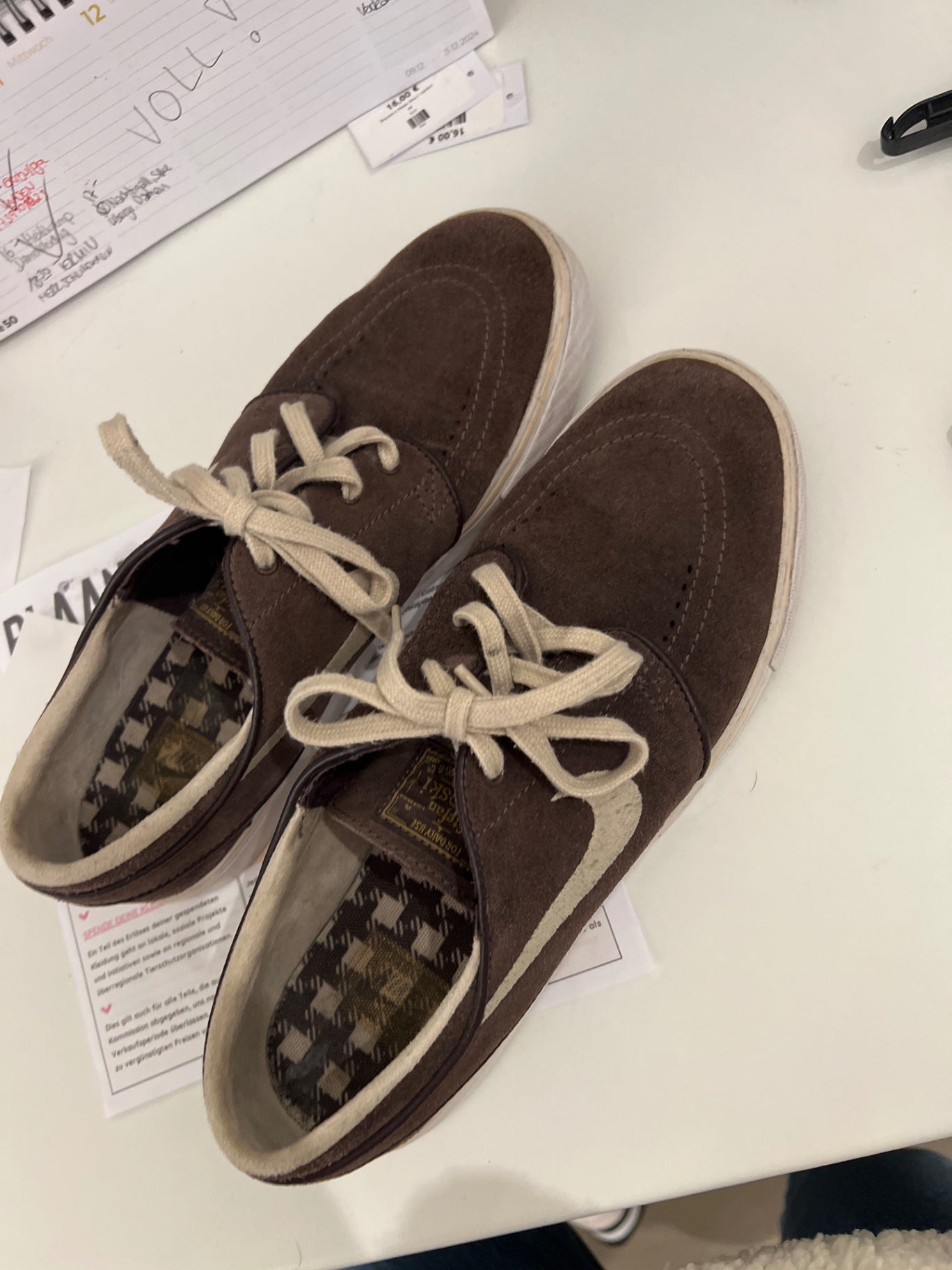 Nike Sneaker Braun Größe: 42