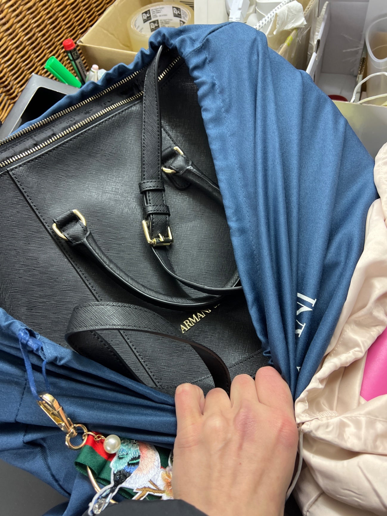 Armani Handtasche schwarz