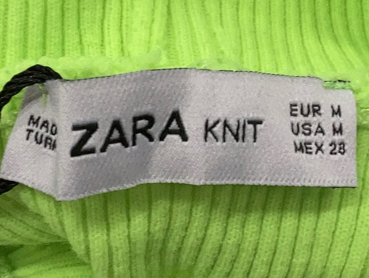 Zara Rollkragenpullover Neongrün Größe: M