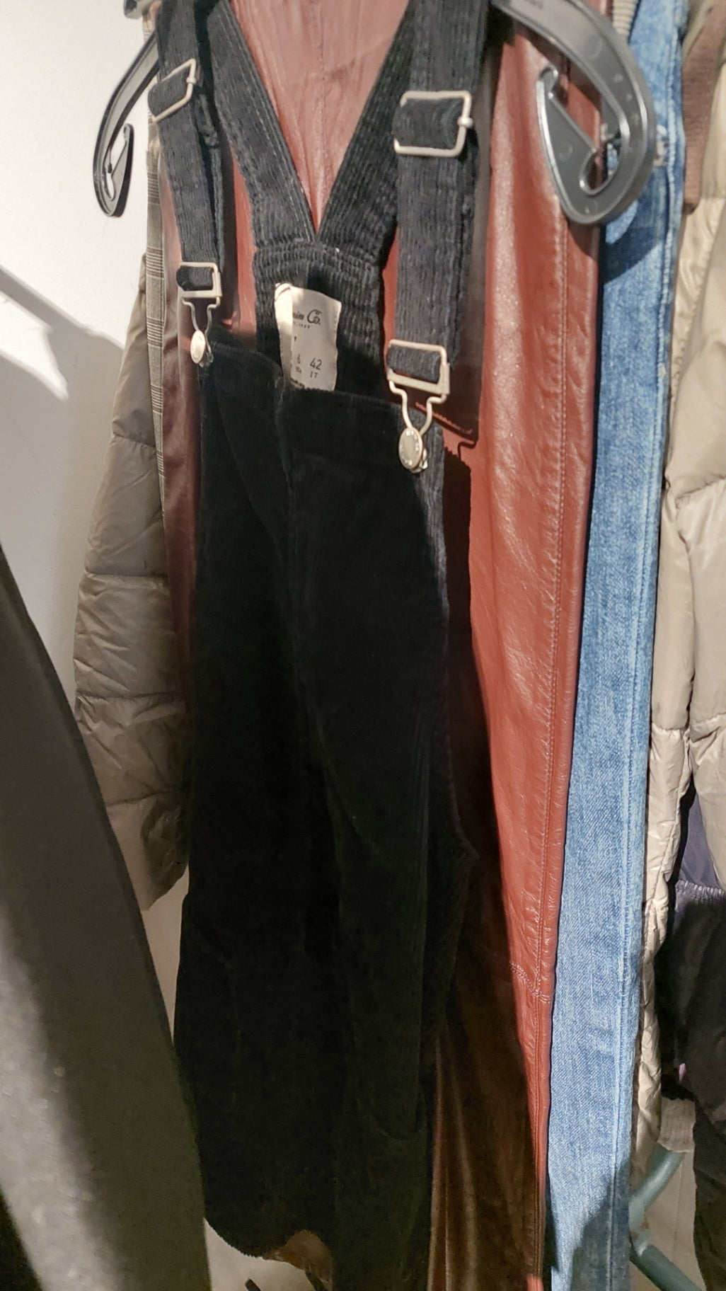 Denim Co. Latzkleid Schwarz Größe: 38