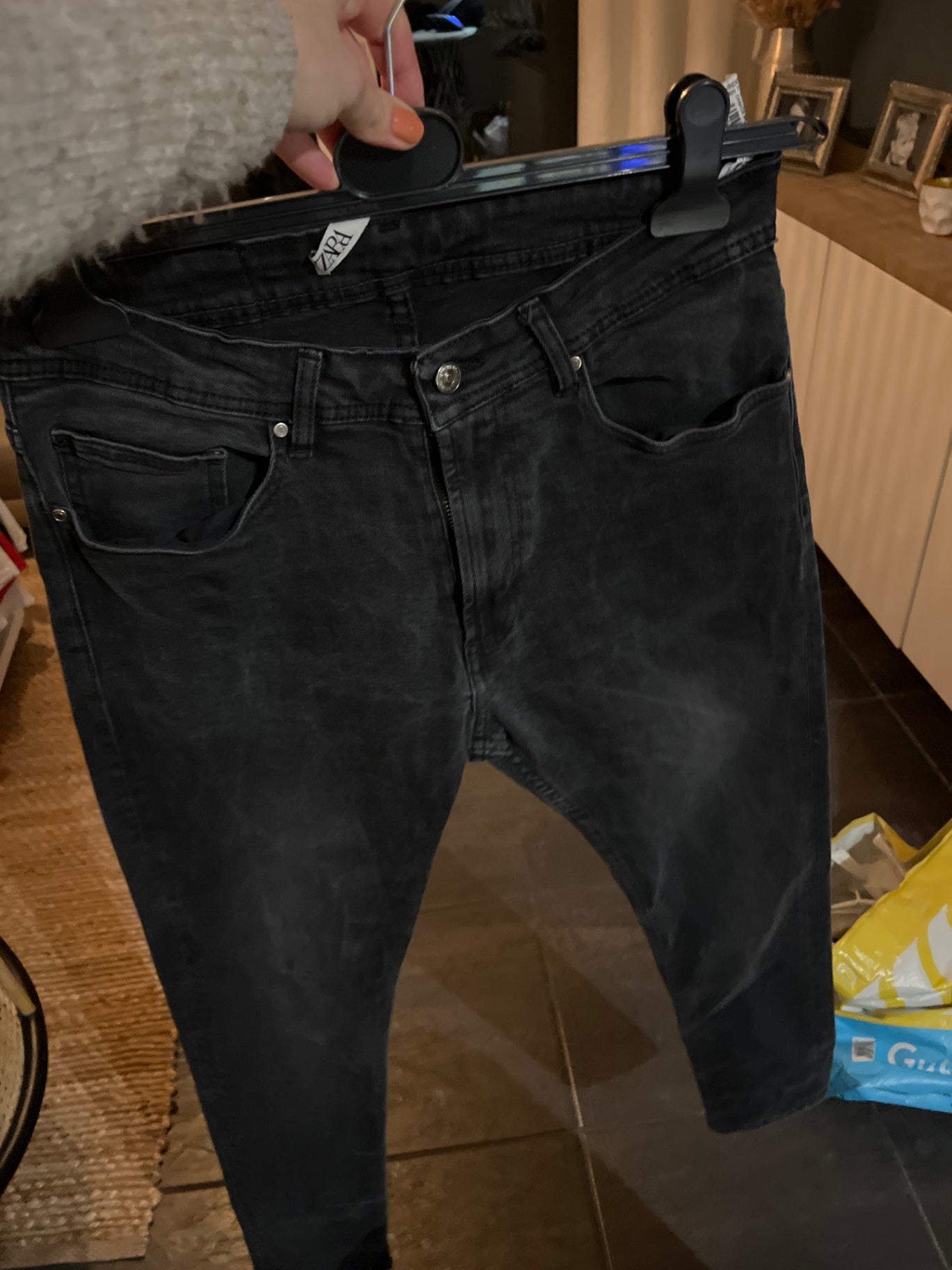 Zara Jeans Schwarz Größe: 42