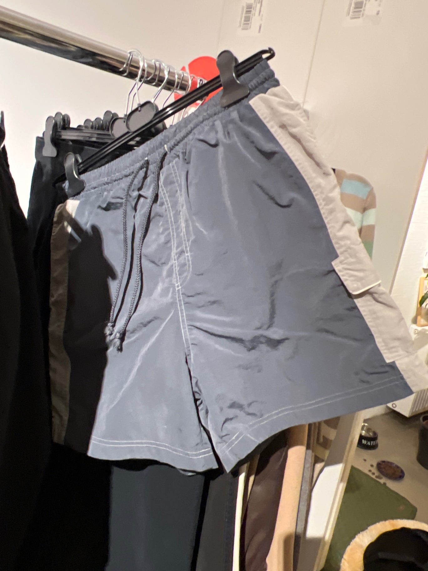 BWARE Shorts Grau Größe: M