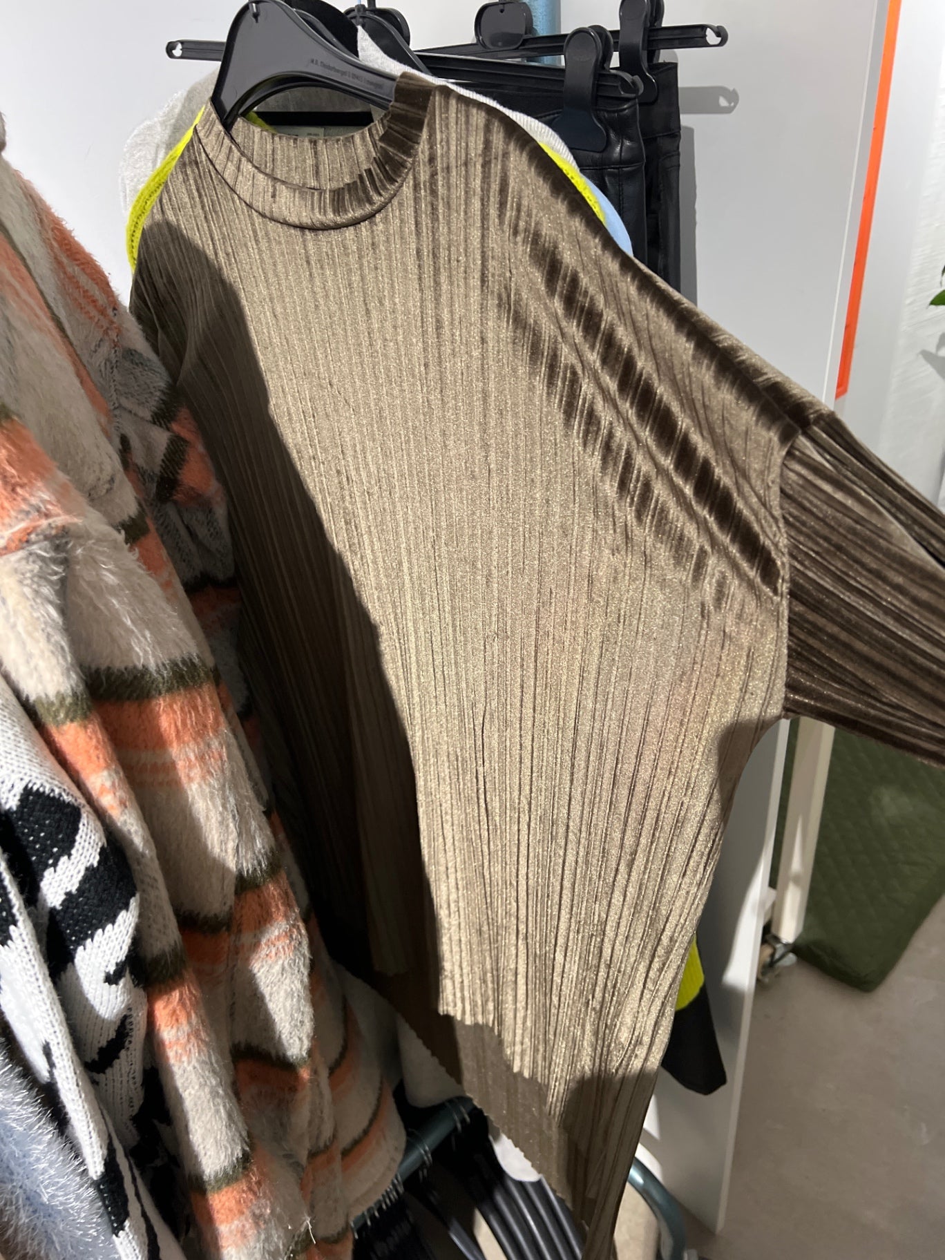 Boohoo Samt Langarmshirt Größe: 38