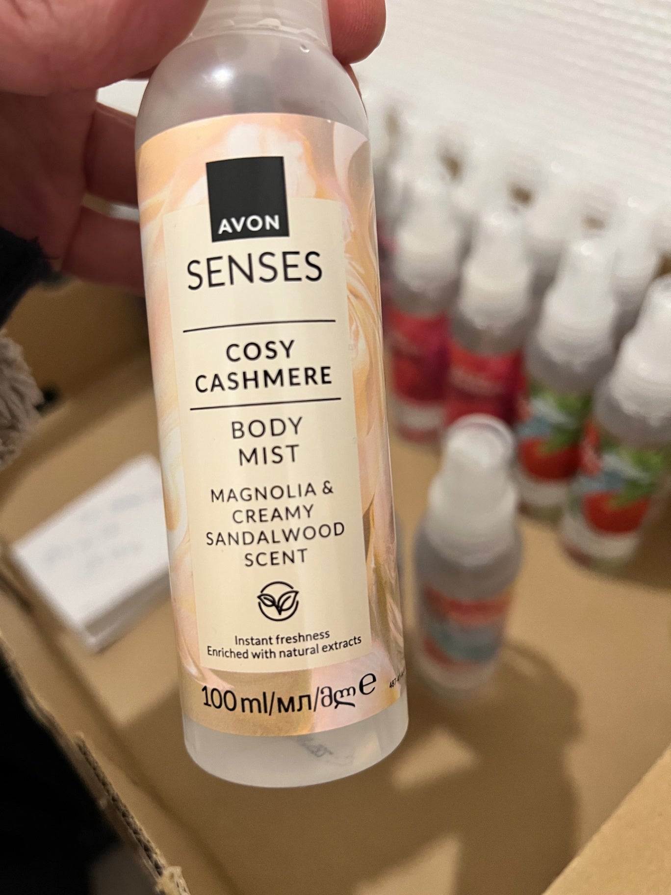 Avon Body Mist Cosy Cashmere