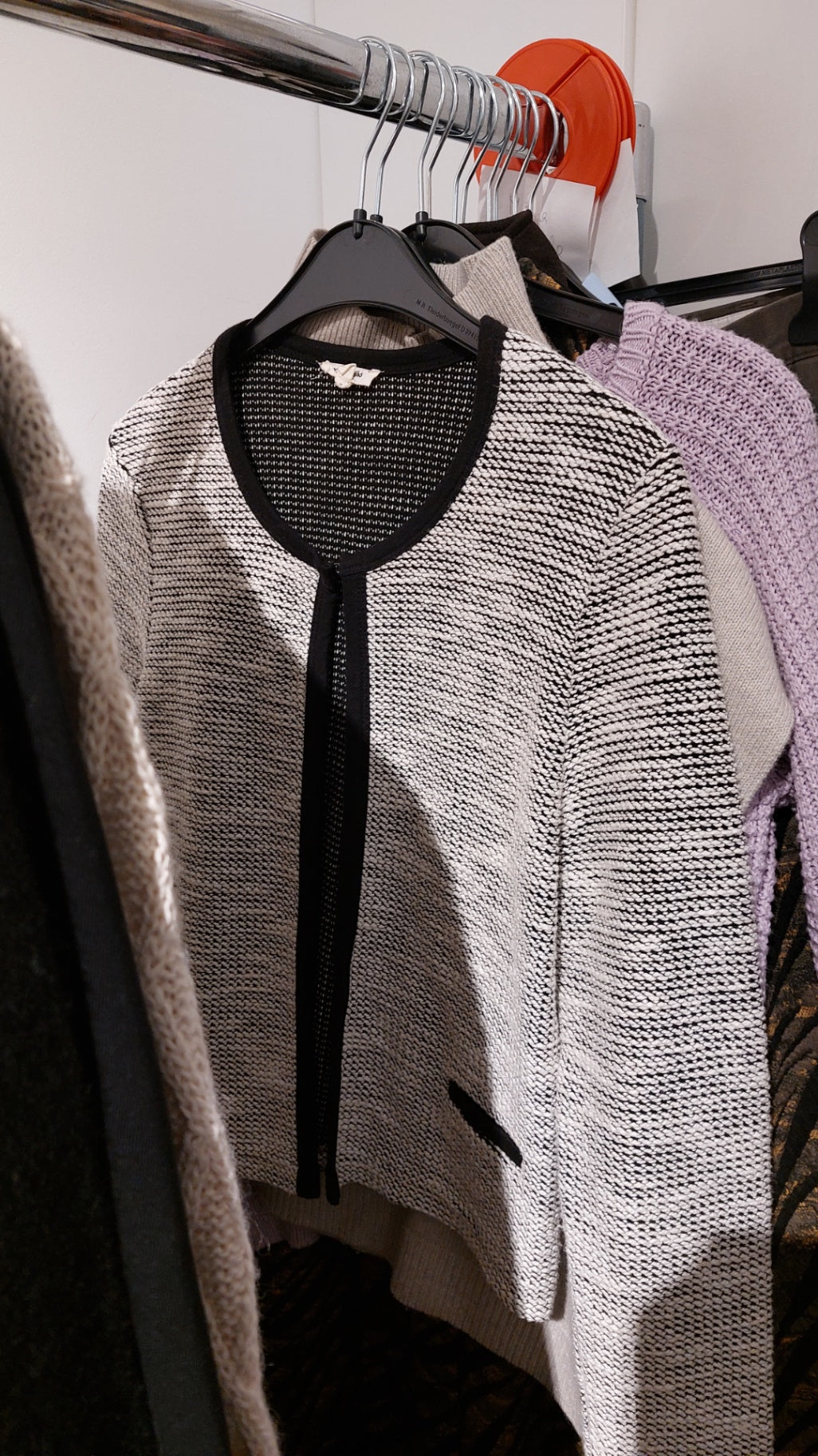 Madness Strickjacke Größe: L