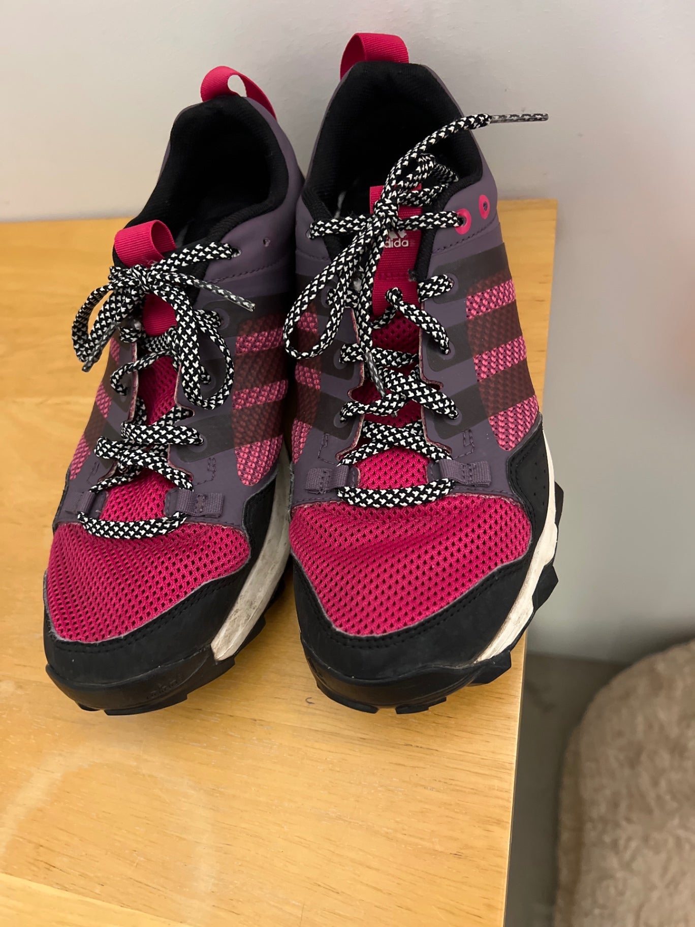 Adidas Sportschuhe Größe: 40