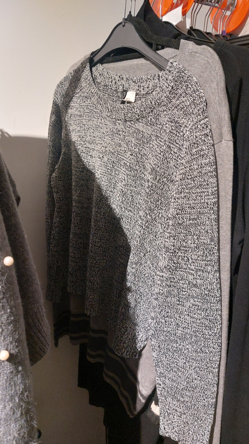 DIVIDED Pullover Größe: M