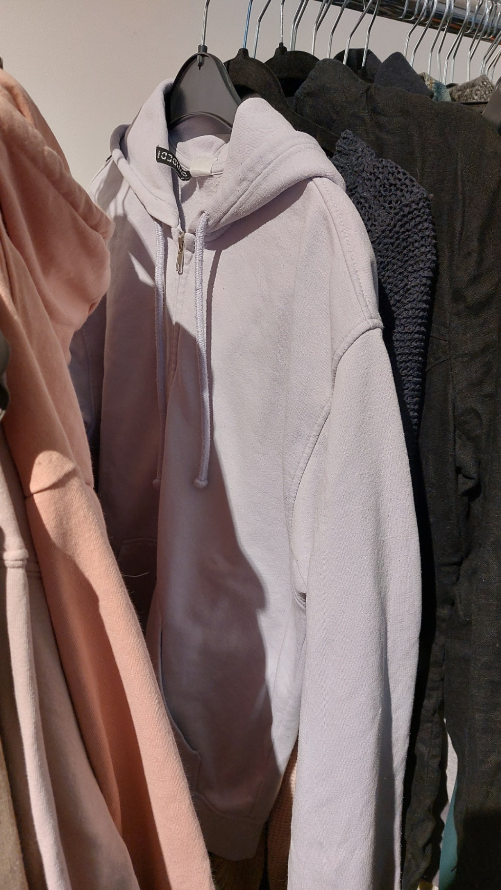 DIVIDED Hoodie Größe: XXS