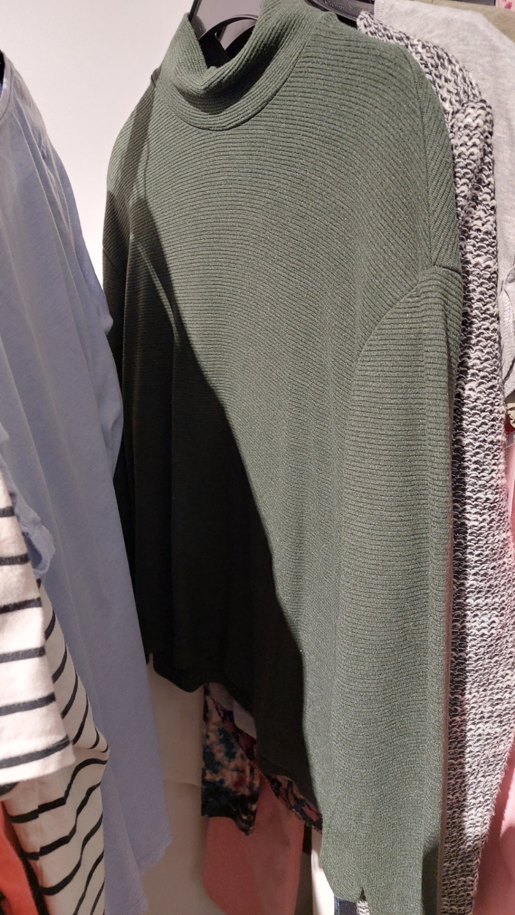 Pigalle Pullover Größe: M