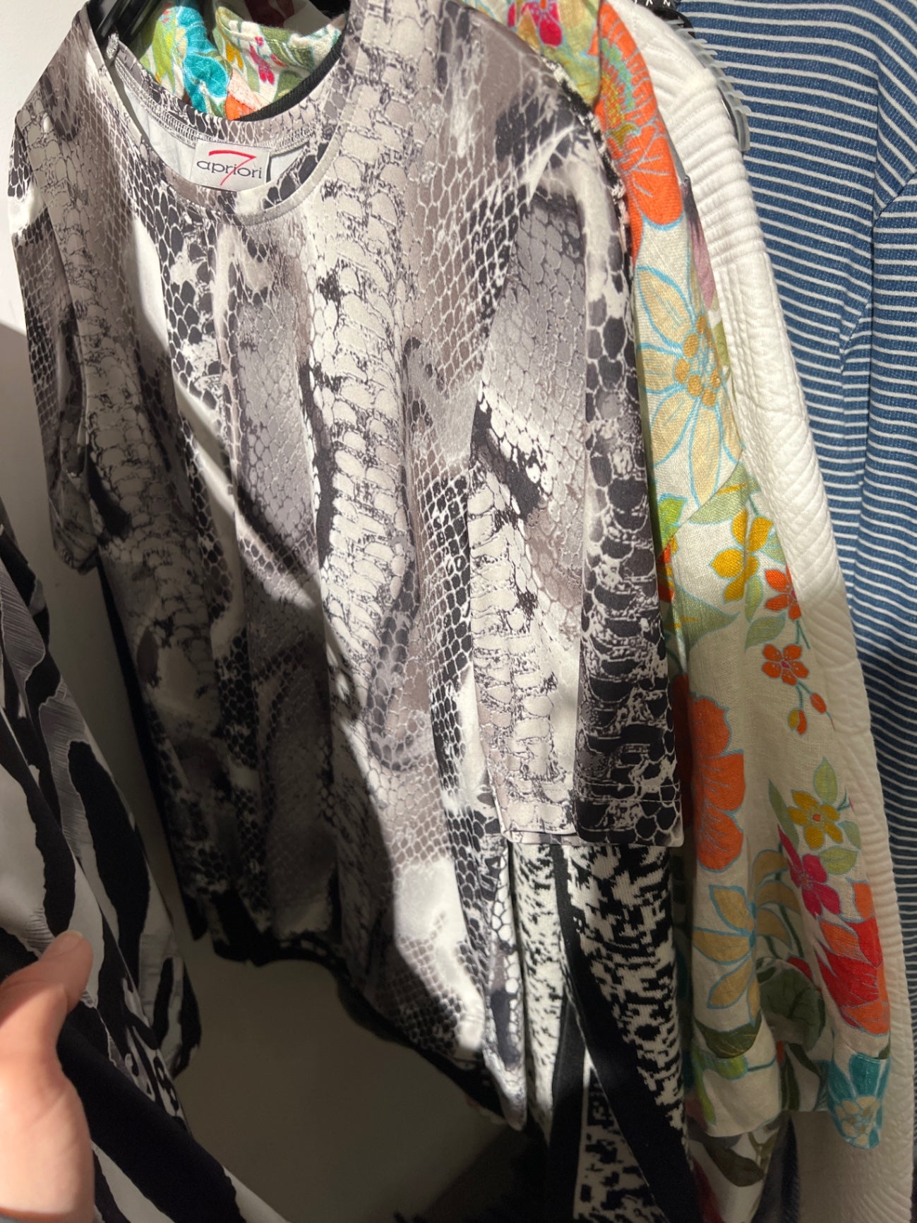 apriori T-Shirt Schwarz und Grau Größe: M