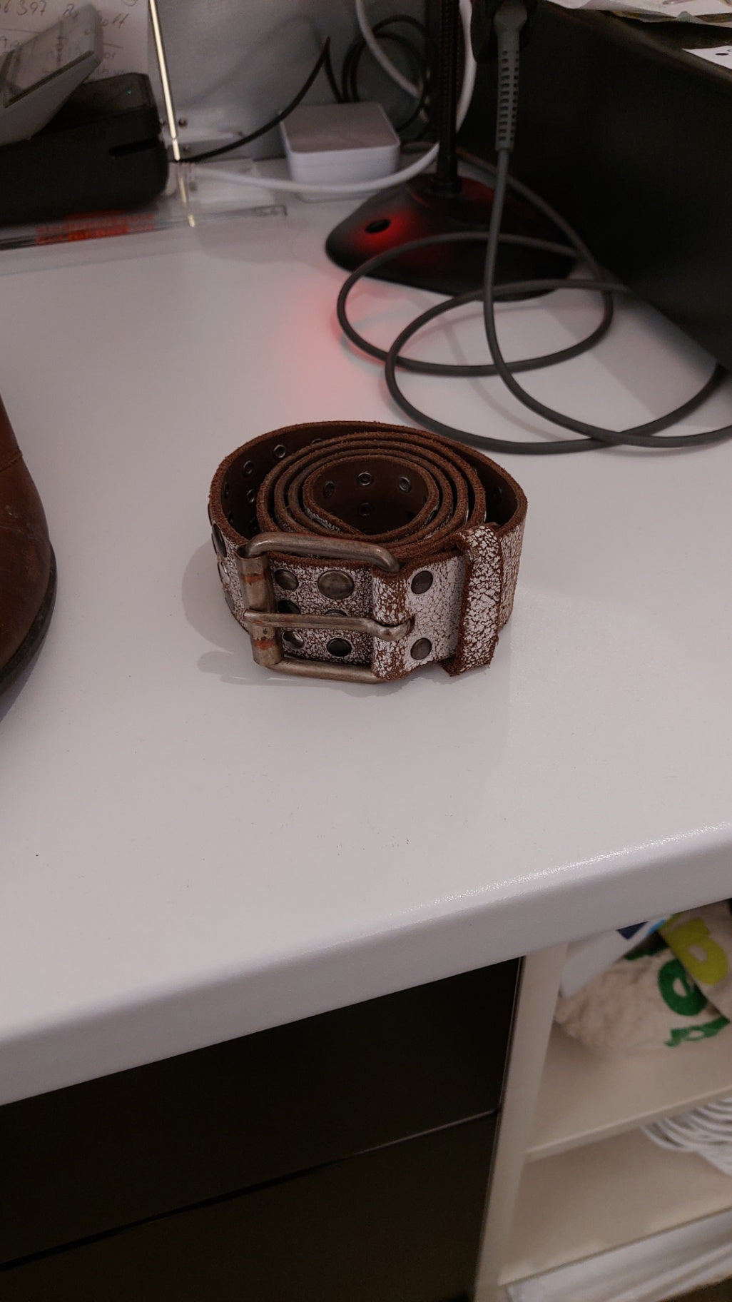 Gürtel Braun mit weißen Details