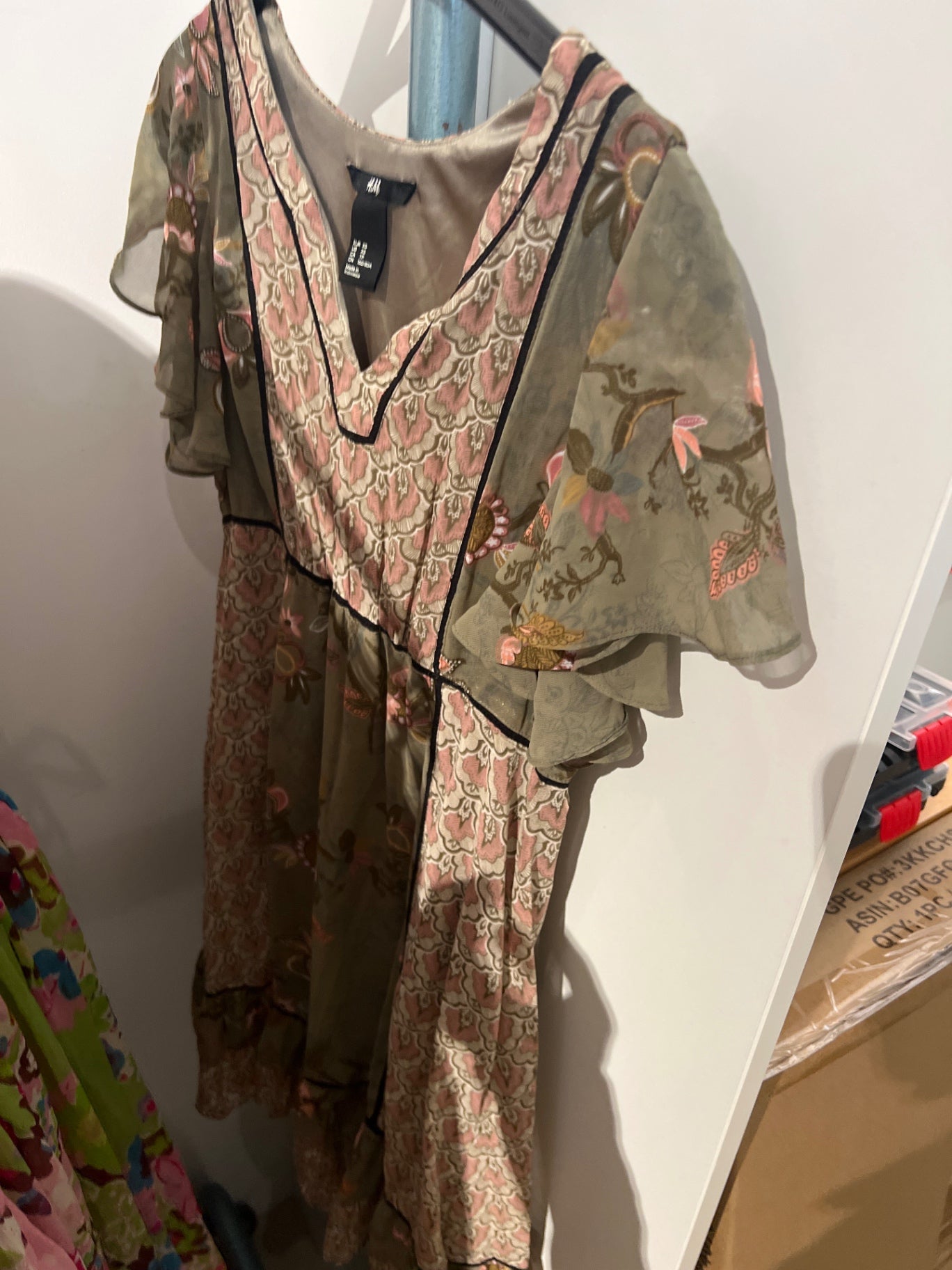 H&M Kleid Olivegrün Rosa Größe: XS