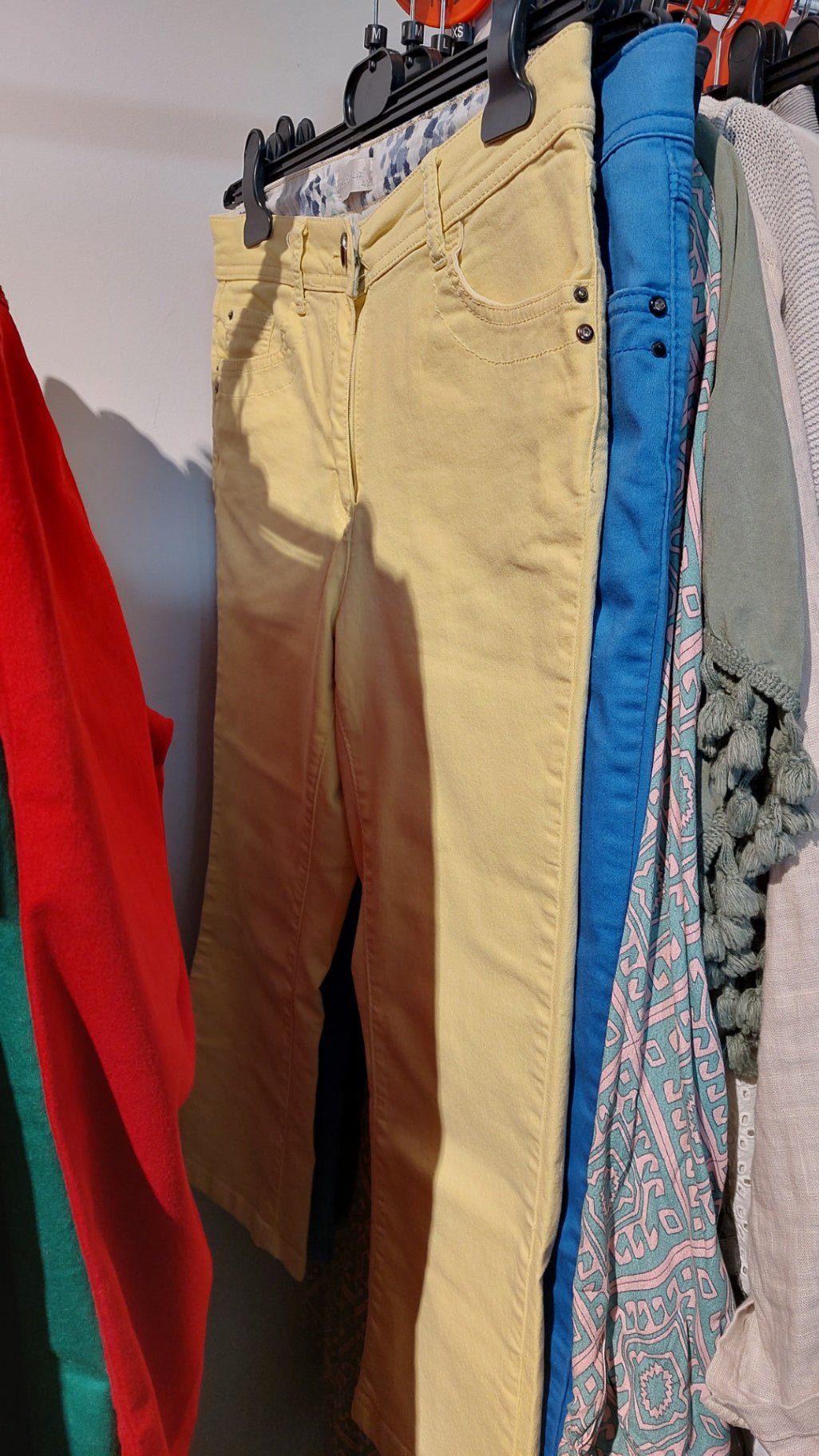 BONITA Hose Gelb Größe: M