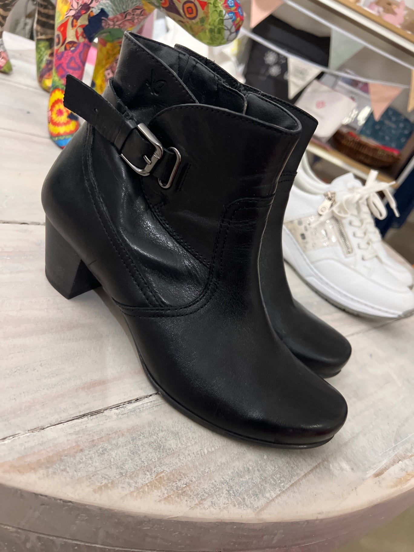 Caprice Stiefeletten Schwarz Größe: 40