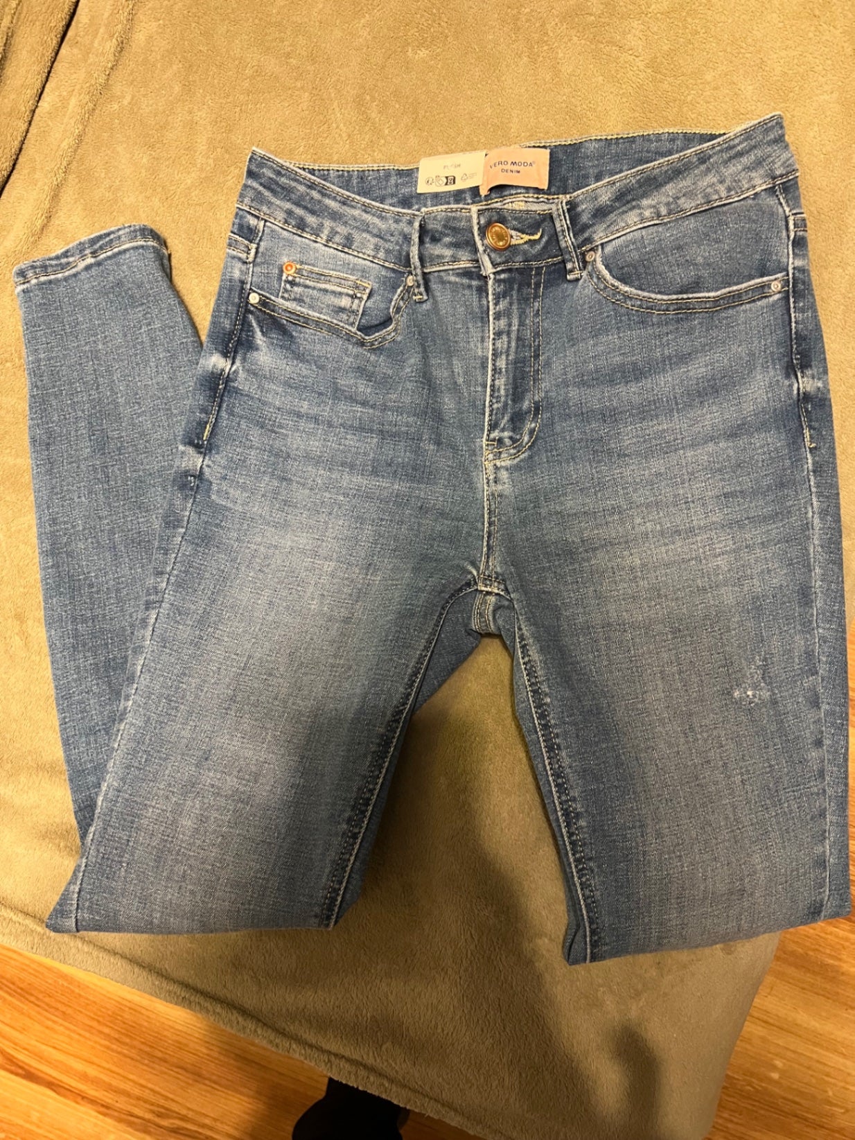 NEU! Vero Moda Jeans Hellblau Größe: 38 / M