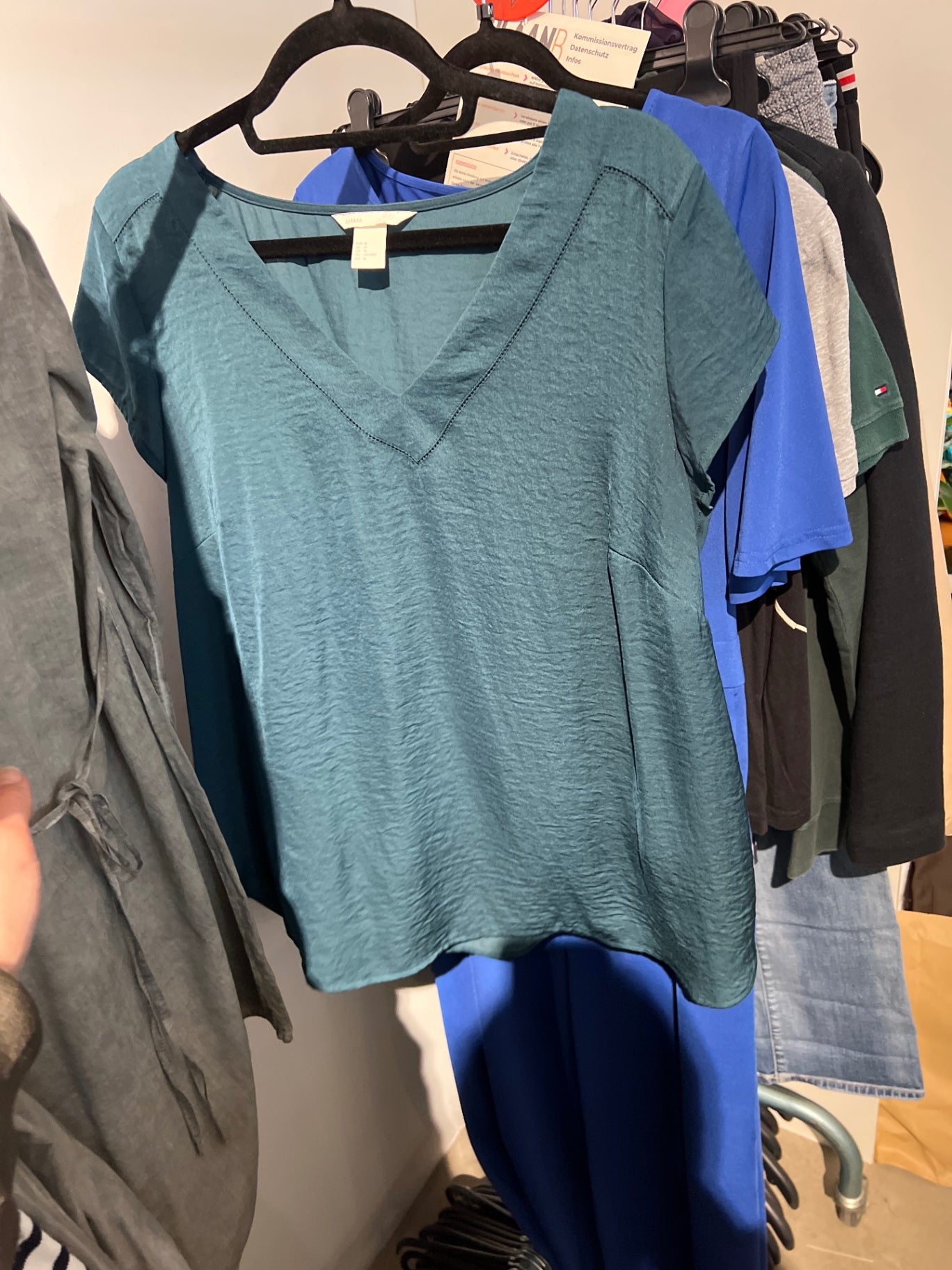 H&M Mama T-Shirt Türkis Größe: M