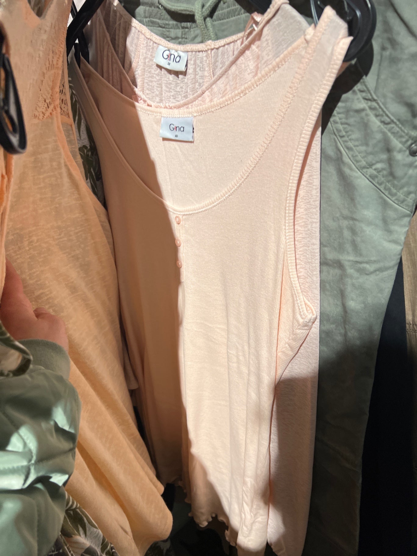 Gina Tanktop Pfirsich Größe: 40