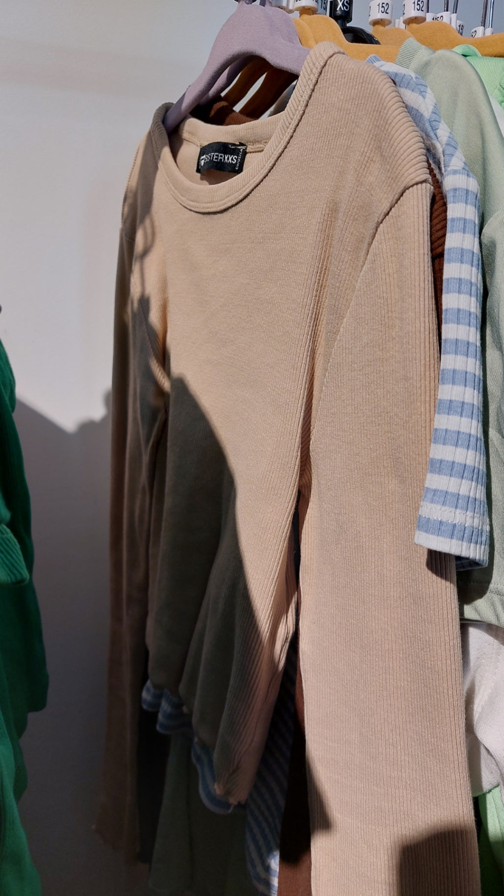 FB Sister Langarmshirt Beige Größe: XXS