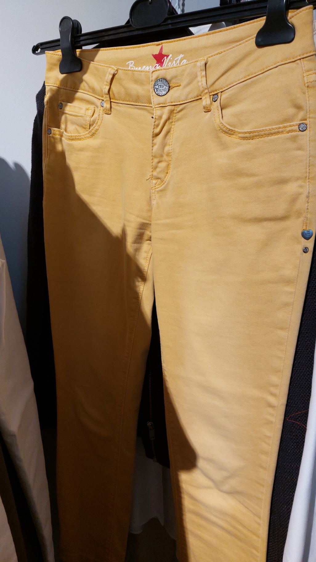 Buena Vista Jeans Senfgelb Größe: S