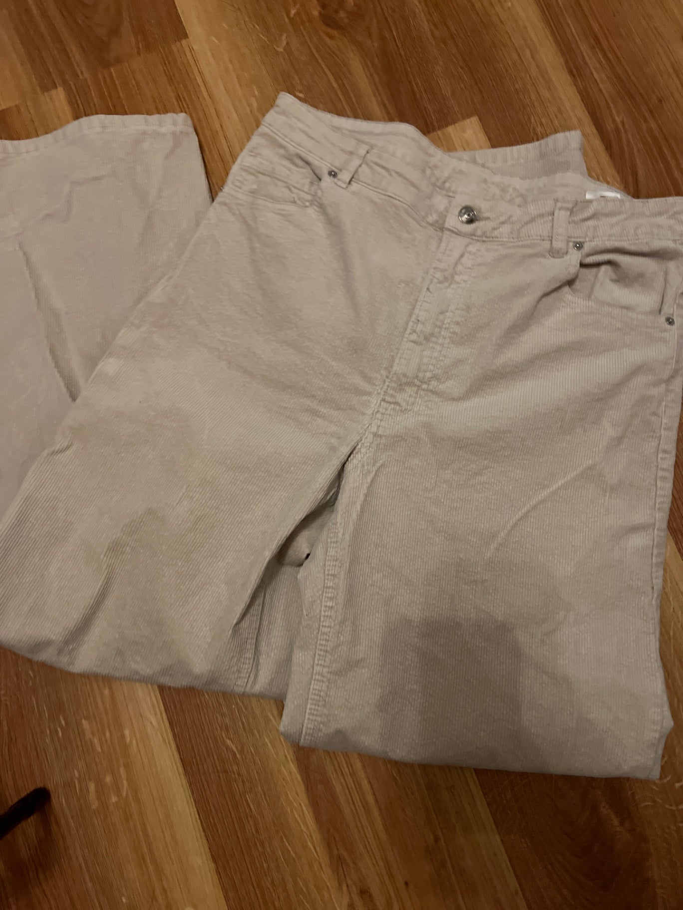 H&M Cordhose BWARE Hellbeige Größe: 46