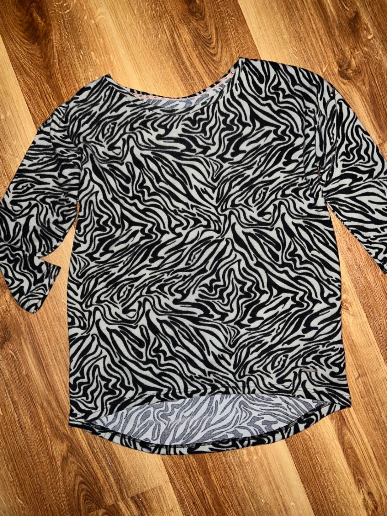 Hailys Langarmshirt Zebra Größe: L