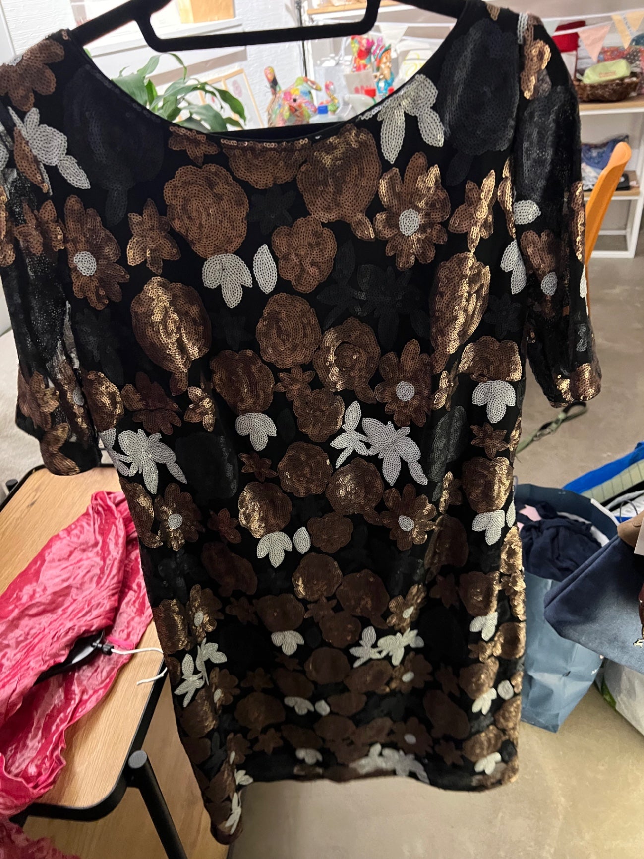Vera Mont Kleid Schwarz, Gold Größe: XL