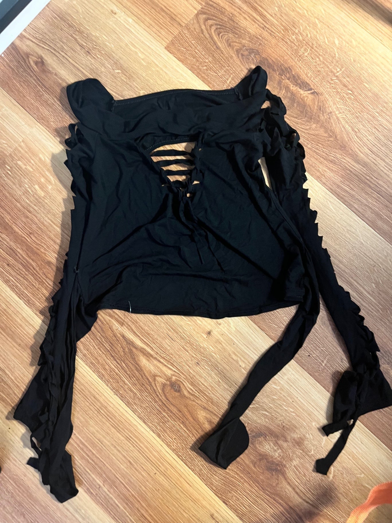 Cut Out Shirt Schwarz Größe: S