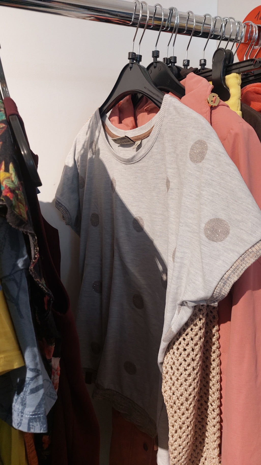 Naketano T-Shirt Grau mit Punkten Gr.: S