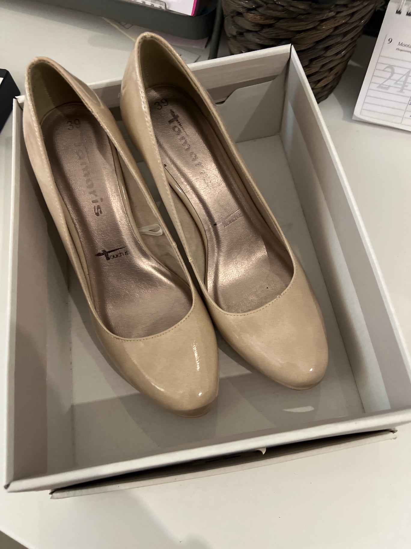 NEU Tamaris Pumps Beige Gr.: 39