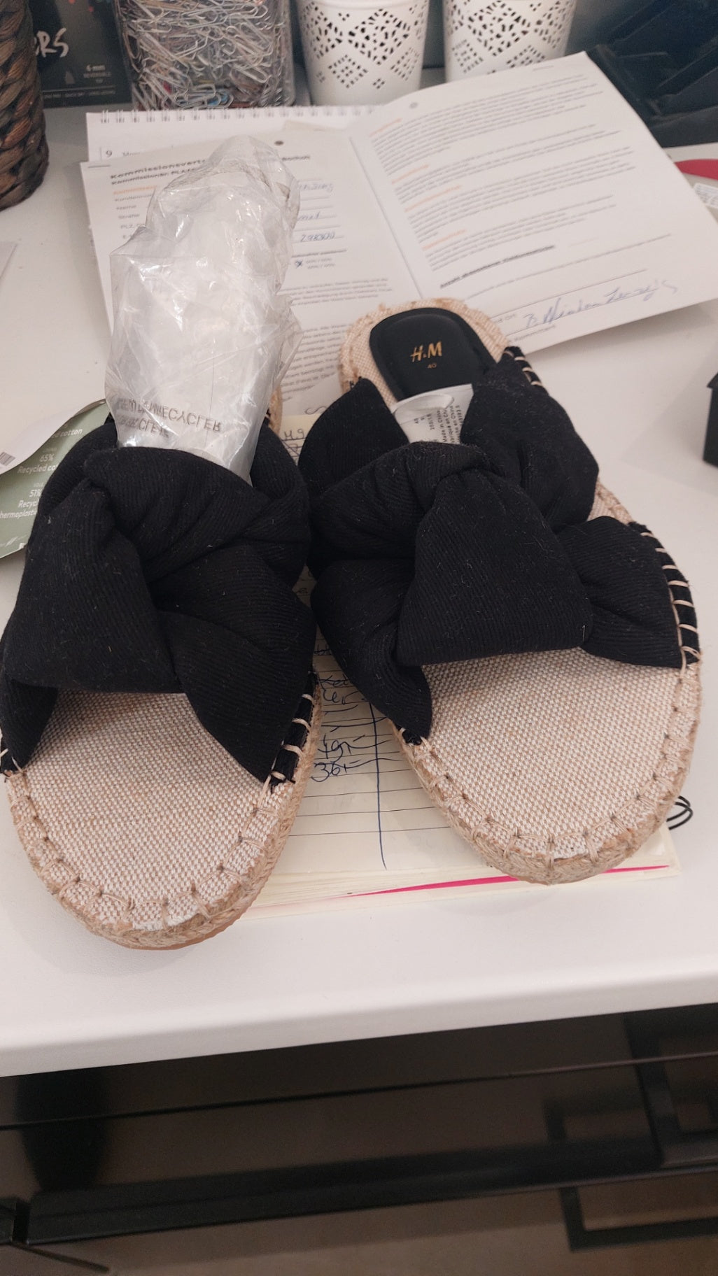 H&M Schlappen Beige, Schwarz Gr.: 40