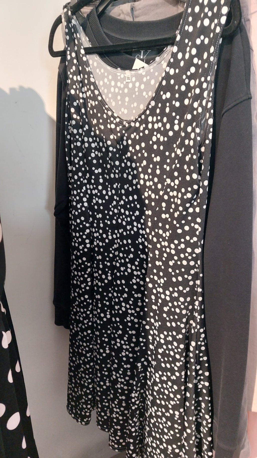 Kleid Schwarz und Weiß Gr.: XXL