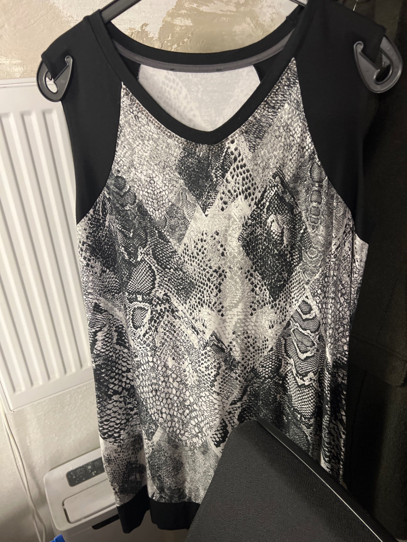 Kleid Schwarz und Weiß Gr.: L