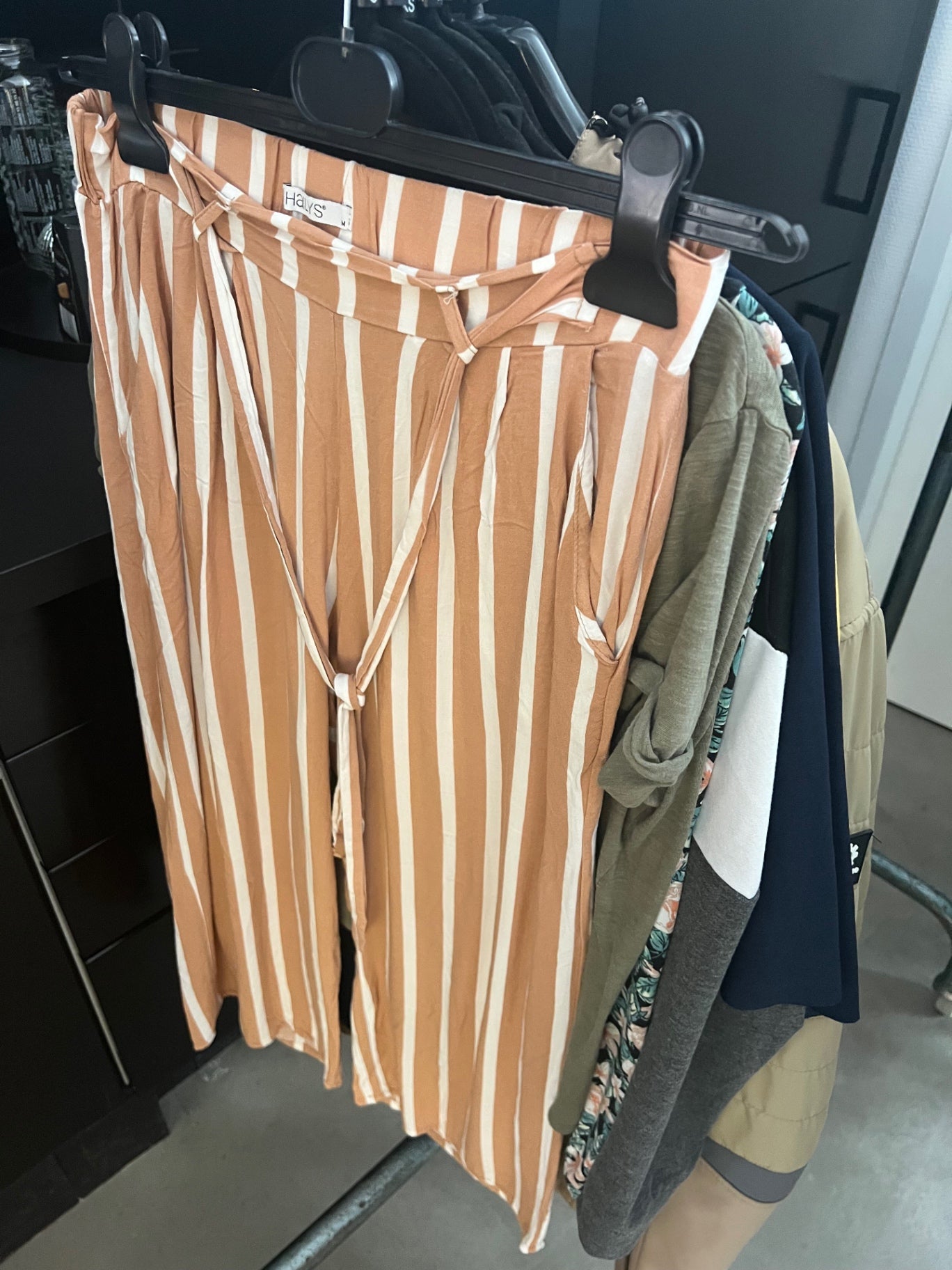 Hailys Culotte Beige Streifen Gr.: M