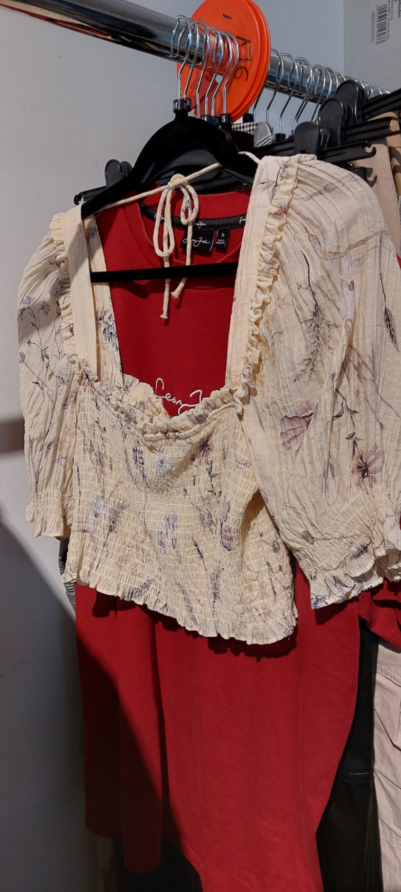 H&M Cropped Oberteil Beige mit Blumen Gr.: