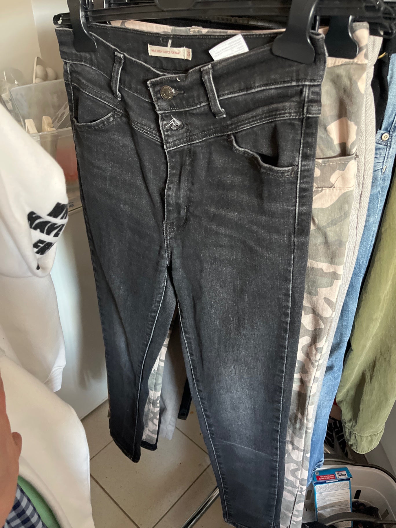 Levis Jeans Schwarz Gr.: 29
