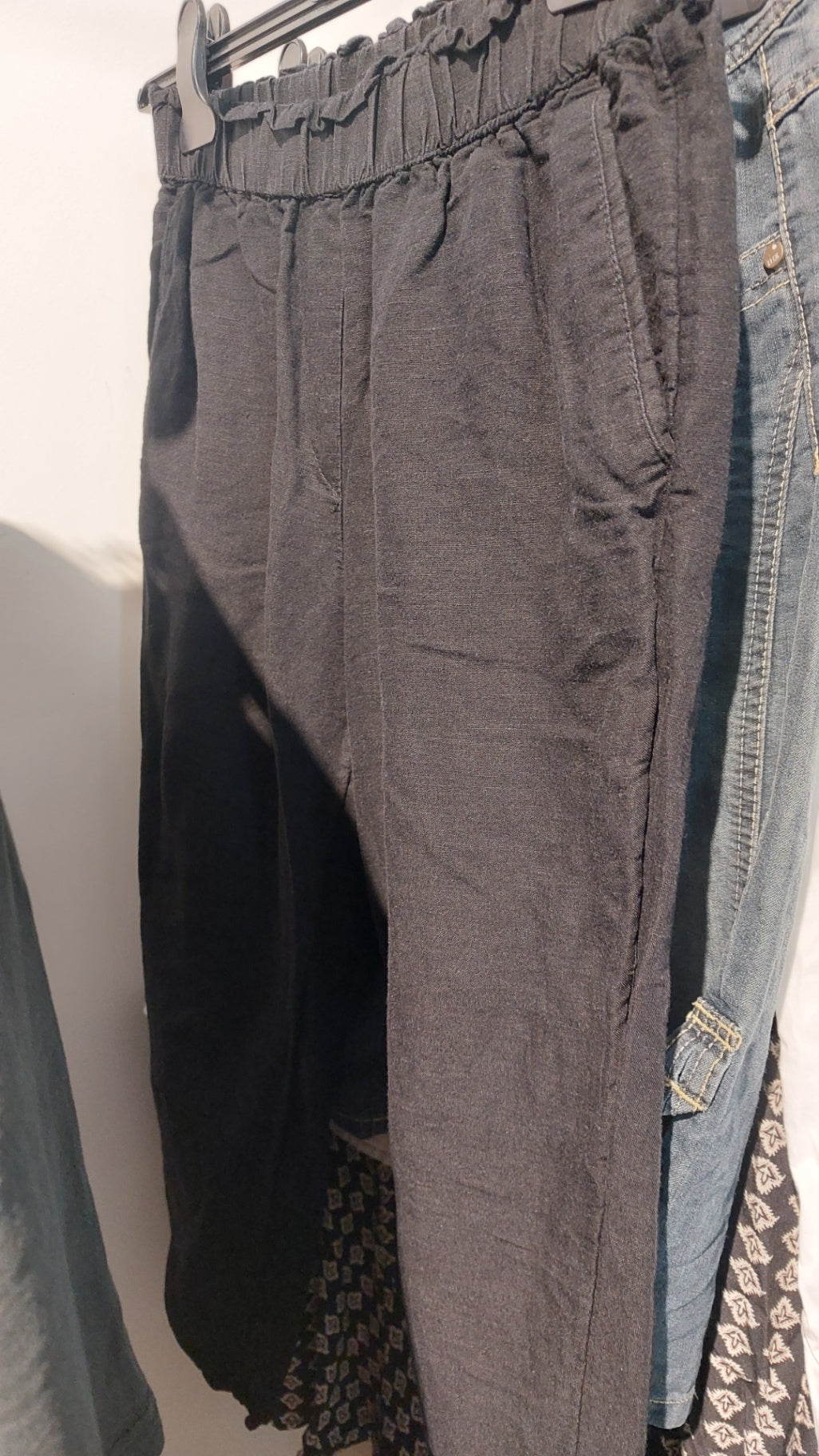 H&M Stoffhose Schwarz Gr.: 38