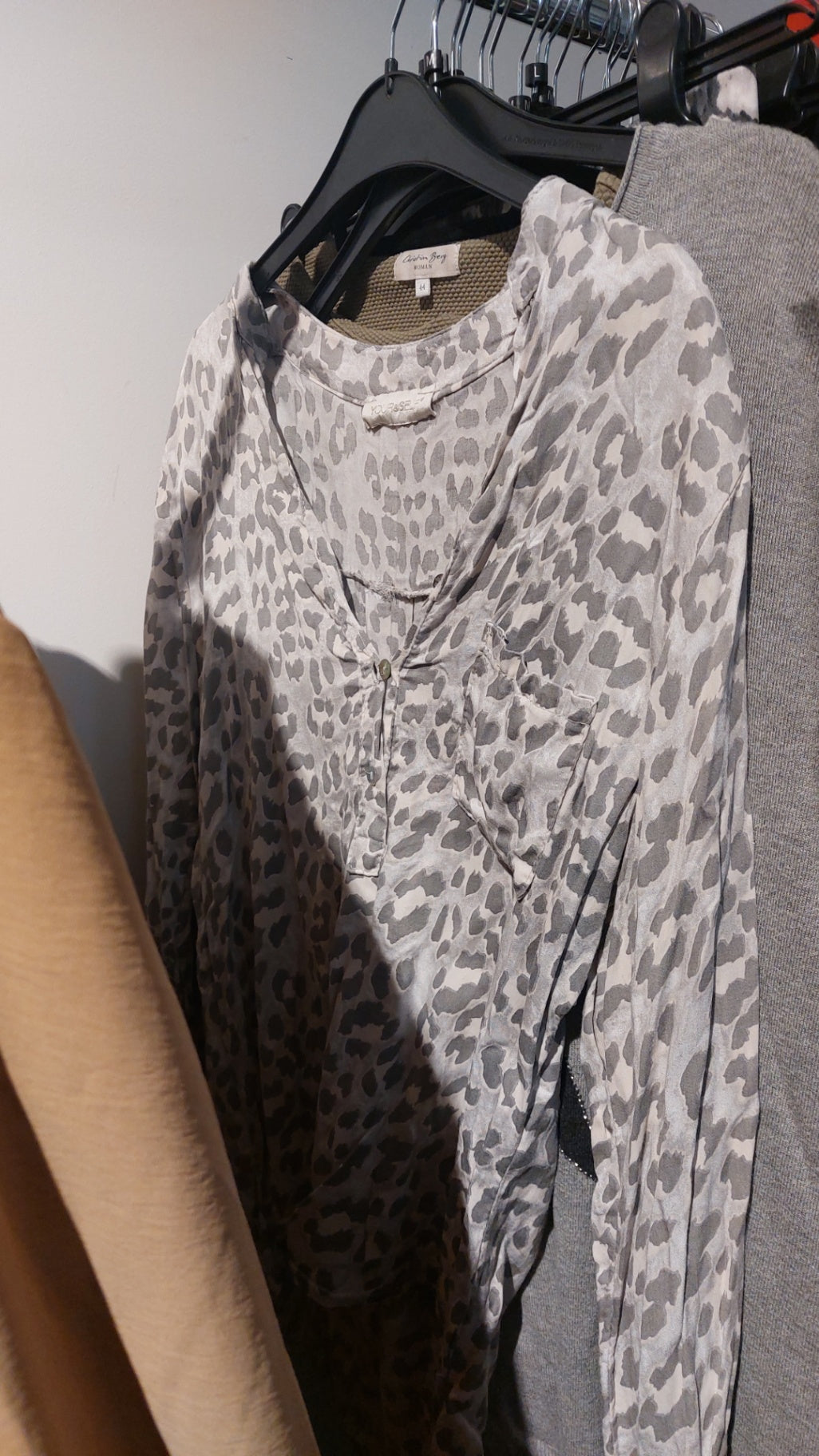 YOUR&SELF Bluse Grau mit Leo-Muster Gr.: M