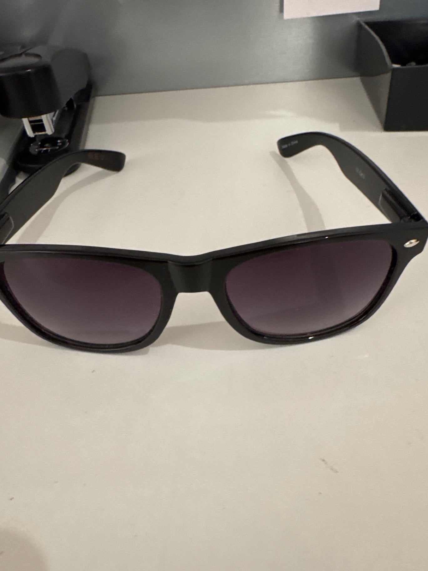 Sonnenbrille Schwarz