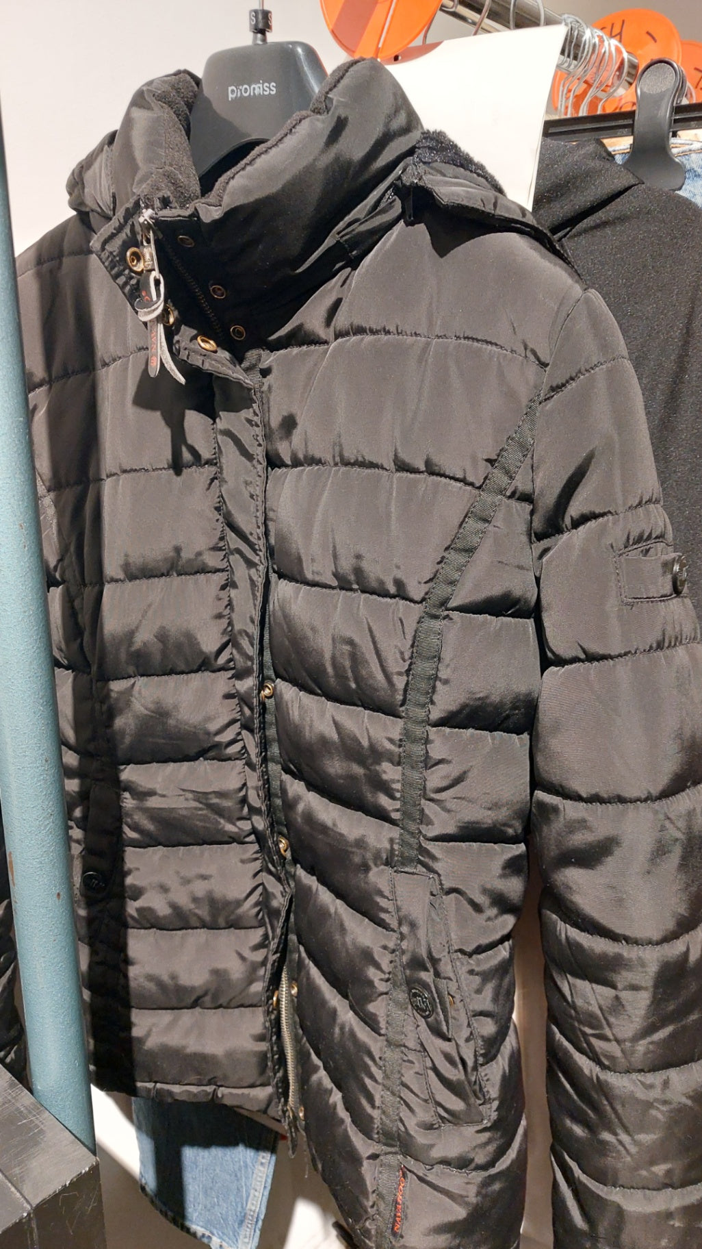 Navahoo Jacke Schwarz B-Ware Gr.: S
