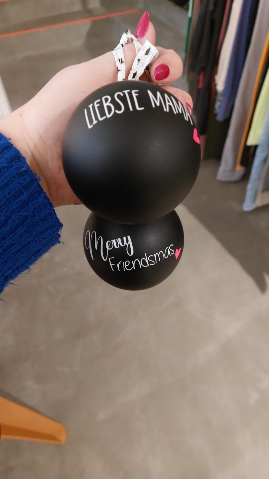 Kleine Glückswerkstatt Weihnachtskugel Schw.