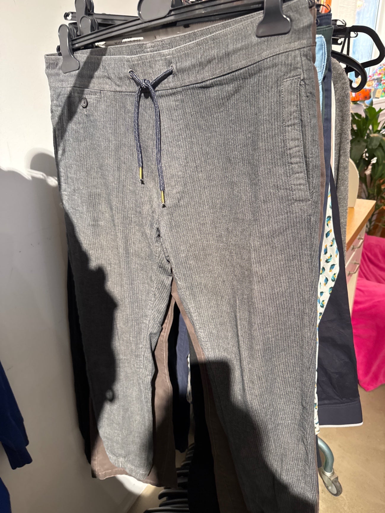 Esprit Hose Grau Gr.: 32
