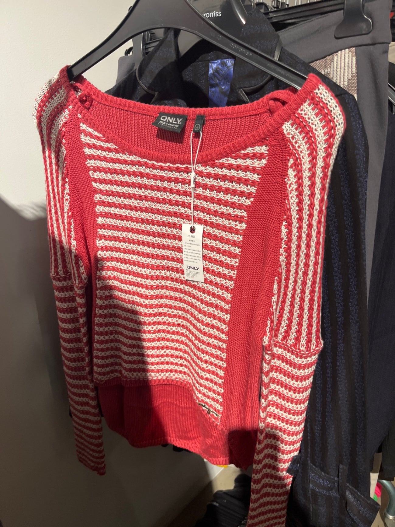 ONLY Pullover Rot und Weiß Gr.: S