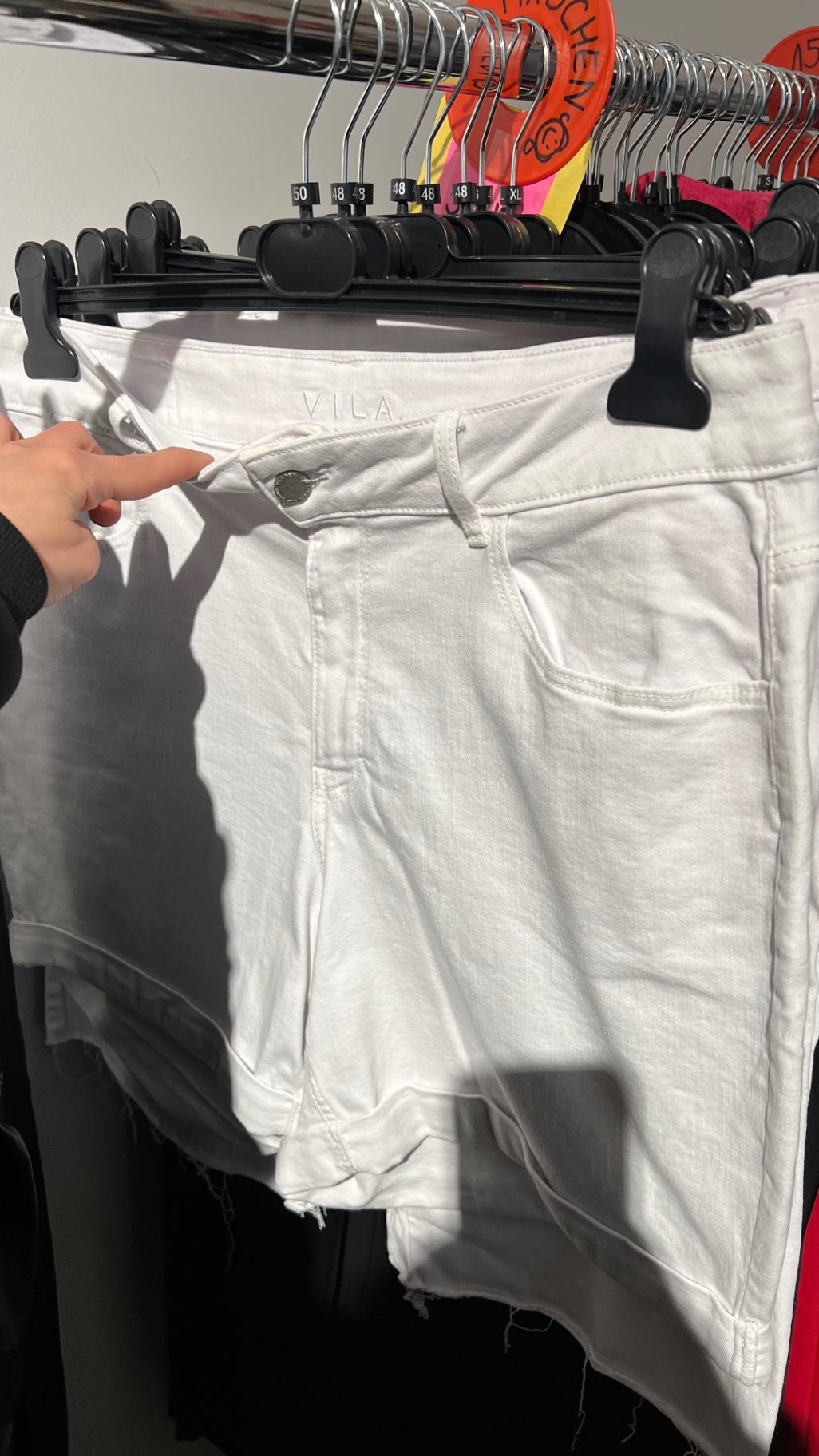 VILA Jeansshorts Weiß Gr.: 50