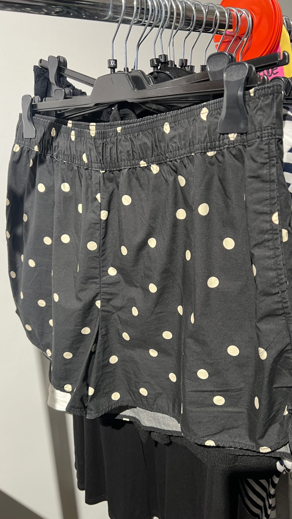 H&M Shorts Schwarz und Weiß Gr.: XL