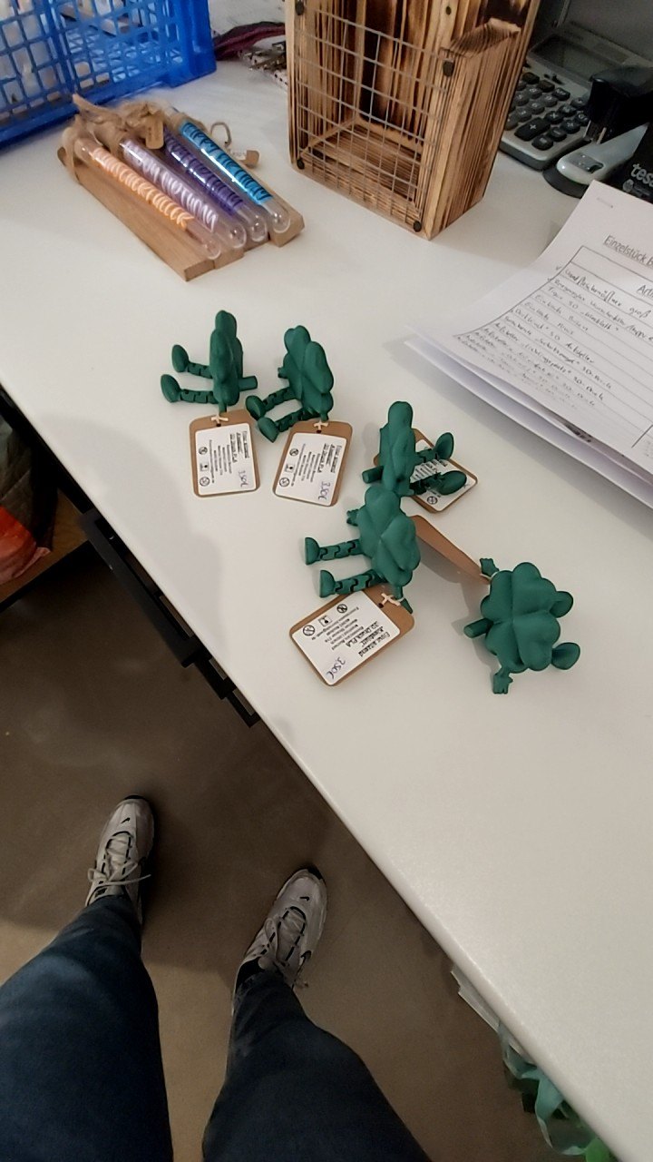 EINZELSTÜCK Kleeblatt Figur 3D Grün