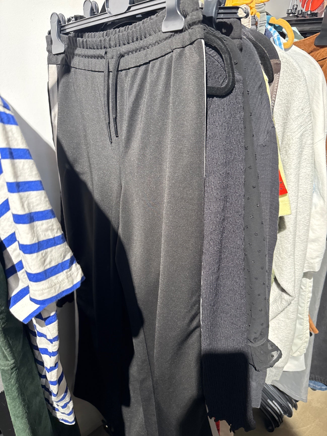 Only Joggpants Schwarz mit Streifen Gr.: S