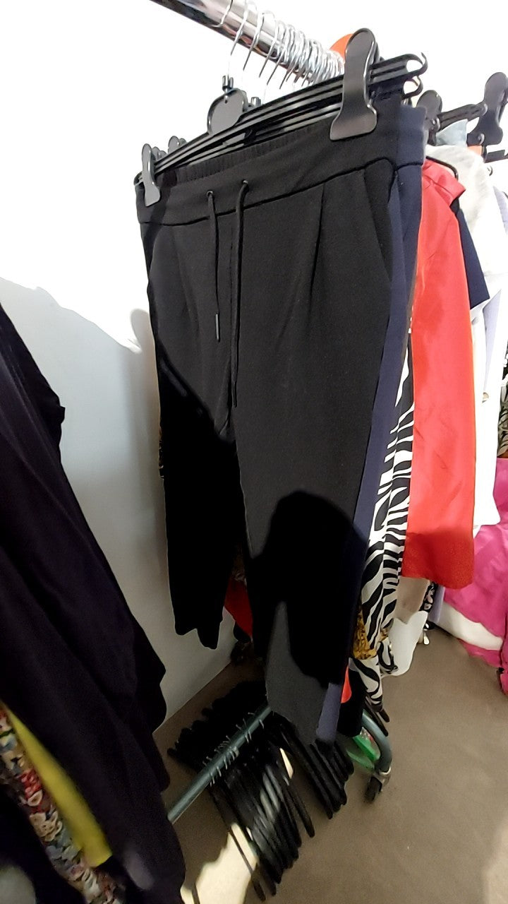 Vero Moda Jogginghose Schwarz Gr.: M/32
